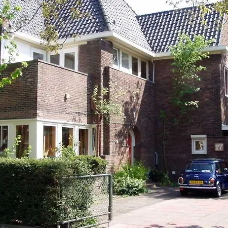 Xaviera's Bed and breakfast 4*