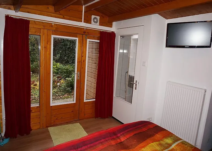 Bed & Breakfast Xaviera's 4*