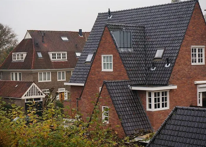 Xaviera's Bed & Breakfast 4*