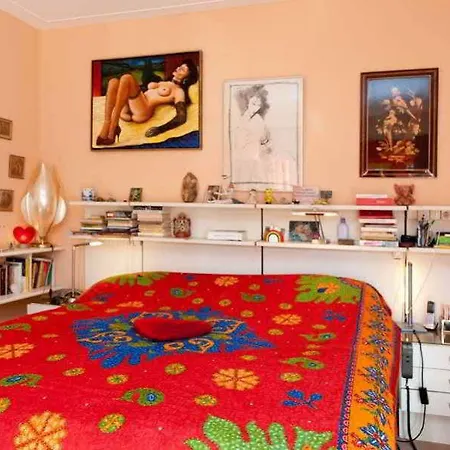 Xaviera's 4*